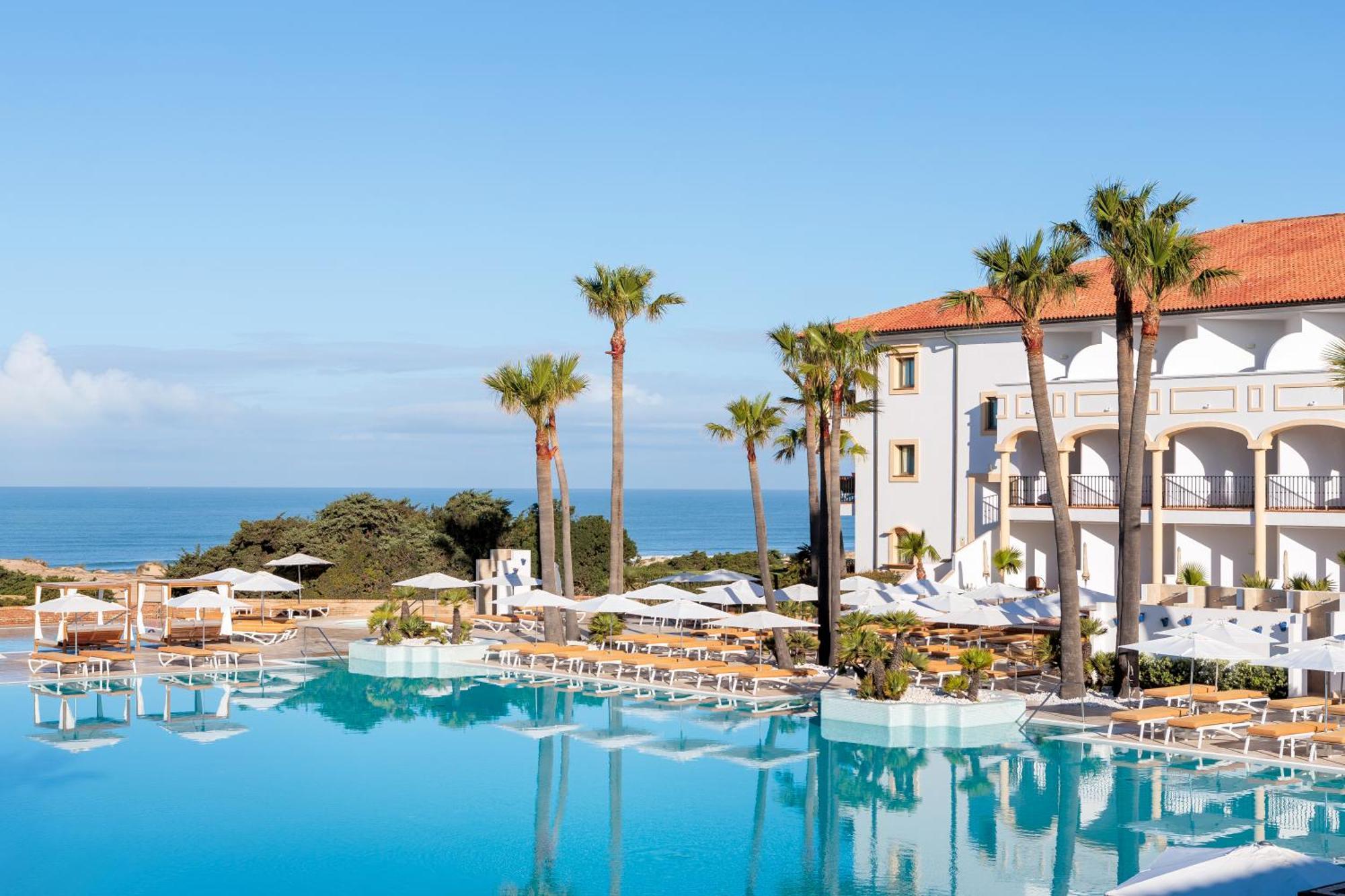 Iberostar Selection Andalucia Playa Hotel Chiclana de la Frontera Kültér fotó The hotel's main pool